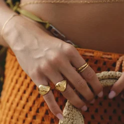 CAMILLE BRINCH STATEMENT CURVY ESSENTIA RING FORGYLDT SØLV - SCER-FG