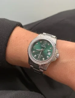 JAGUAR LADY DIVER MED STEN - J892/5