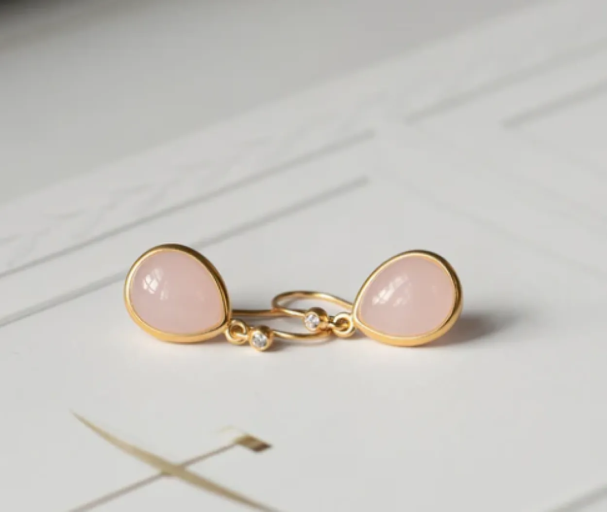 JULIE SANDLAU ØRERINGE SØLV FORGYLDT PALOMA MILKY ROSE - HKS631GDMLROCRCZ