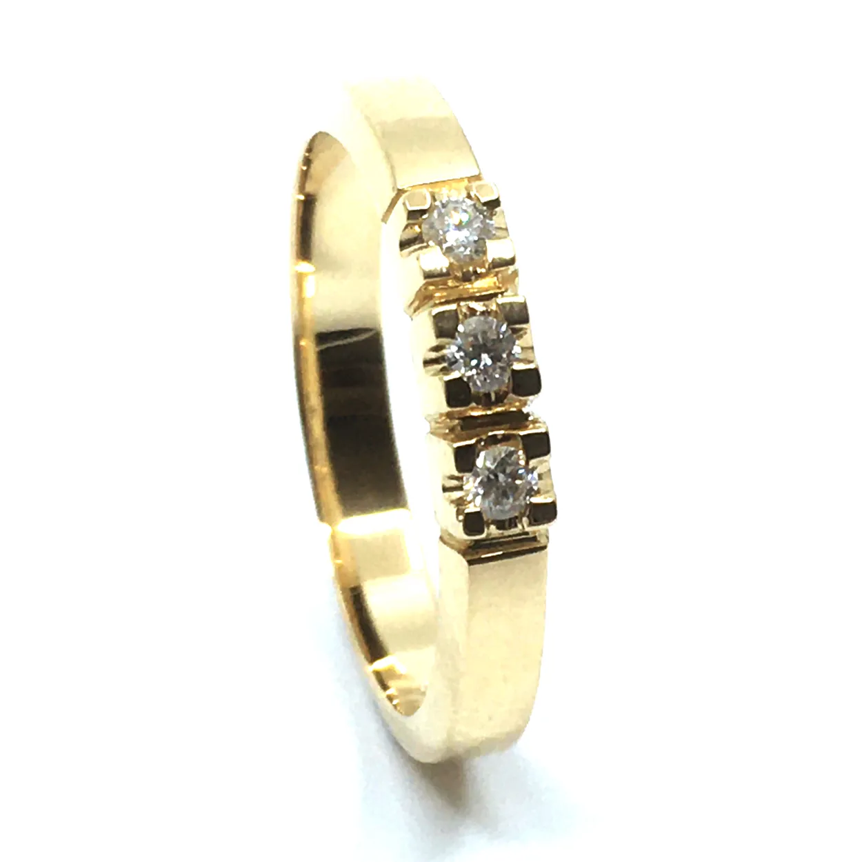 14 KT. ALLIANCE RING GULD MED BRILLANT 3X0,03 CT. W/SI