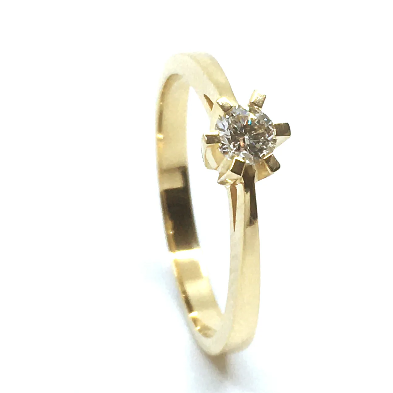 14 KT. GULD CARLA RING MED BRILLANT 0,25 CT. W/SI