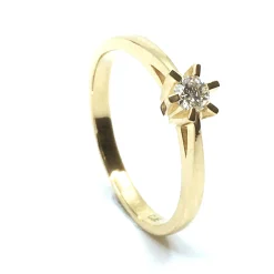 14 KT. GULD CARLA RING MED BRILLANT 0,15 CT. W/SI
