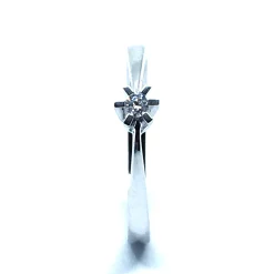 14 KT. HVIDGULD CARLA RING MED BRILLANT 0,05 CT. W/SI