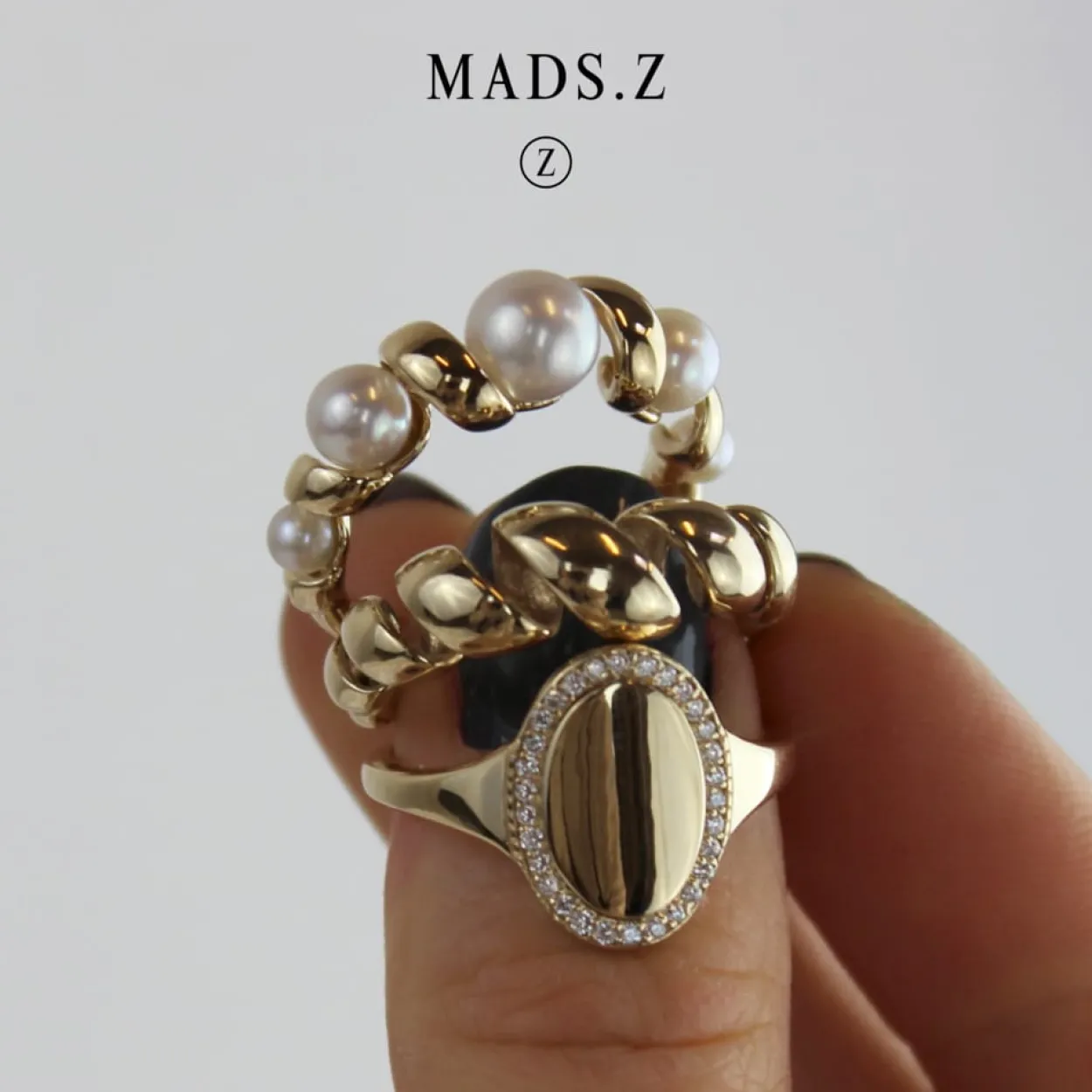 MADS Z SWIRL W. PEARL RING 14 KARAT GULD MED PERLER - 1543086