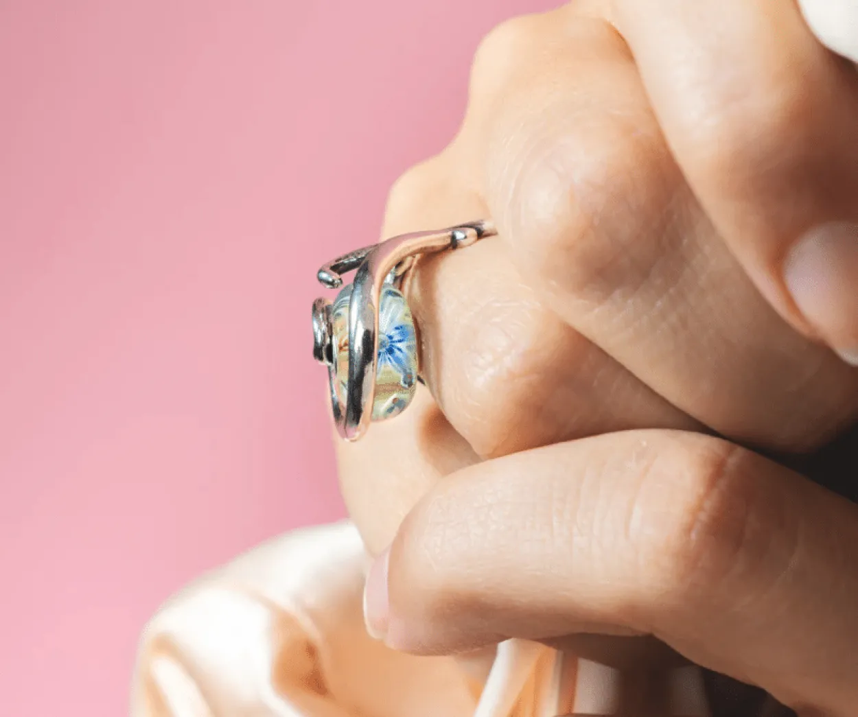 TROLLBEADS EVENTYRBLOMST GLASKUGLE - TGLBE-20365